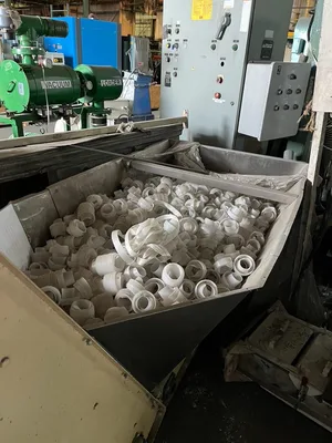 Used _UNKNOWN_ _UNKNOWN_ Bottle Feed Hopper Elevator Louisiana US | International Packaging Company #1260087