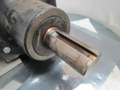 Von Ruden 110-382 G 1:2 Ratio Right Angle Double Shaft Gear Box Speed Reducer