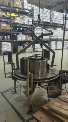 1000 LBS CROWN UNLIMITED VERTICAL MOTORIZED UNCOILER, FOR TUBE OR WIRE: YOBRO #25337