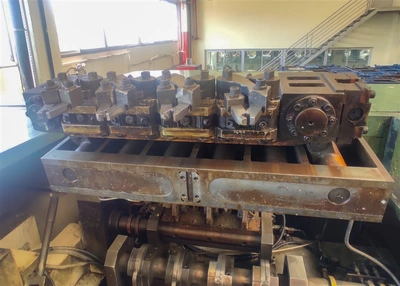 Used 1998 JERN YAO JBF-30B4S Forming Machine New York US | Barbarotto Int'l Sales Corp #1332950