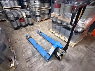 Used _UNKNOWN_ _UNKNOWN_ Pallet Jacks Georgia US | Auction Management Corporation #1548544