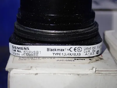 NEW SIEMENS 52PX8B1