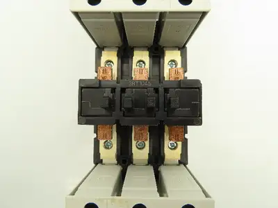 Siemens 3RV1042-4LB10 Motor Starter Circuit Breaker Contactor 90A 600V 3PH