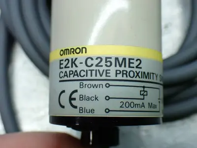 NEW OMRON E2KC25ME2