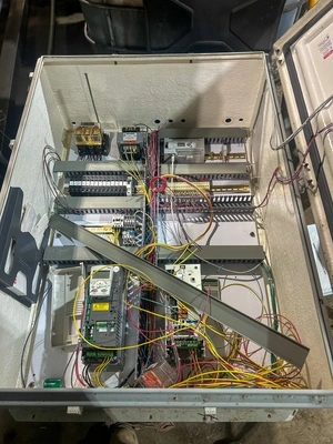 USED 1996 FRONTIER FXTI-4700