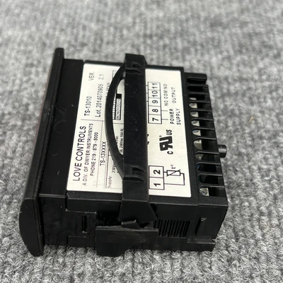 Used Dwyer Instruments TS-13010 Temperature Controls California US | Davliegogo LLC #1705719