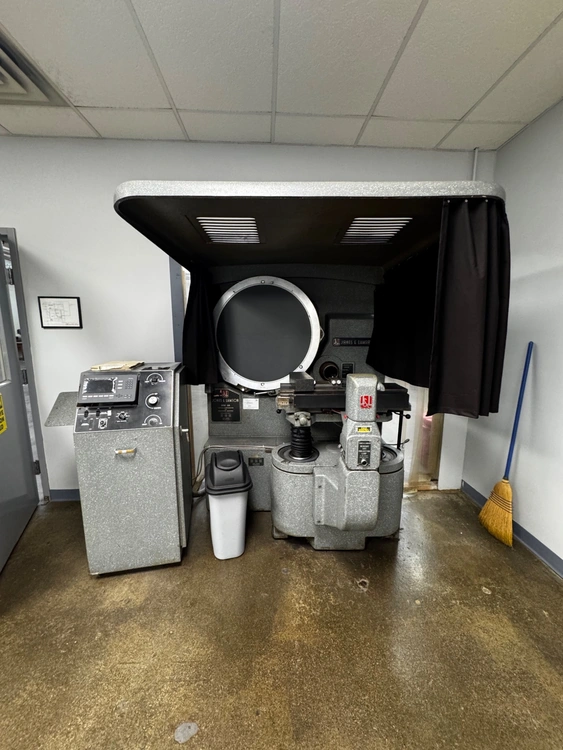 Used Jones and lamsom Epic 30 Comparators Ohio US | Elite Machine #678060