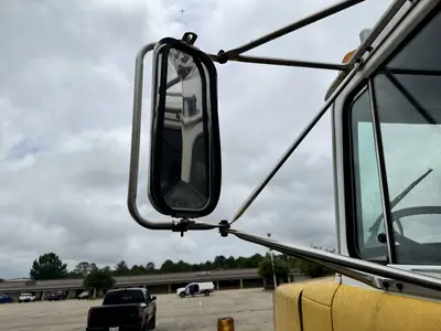Used 1997 MACK RD690S Tanker trucks Texas US | Proxy Equipment #1426006