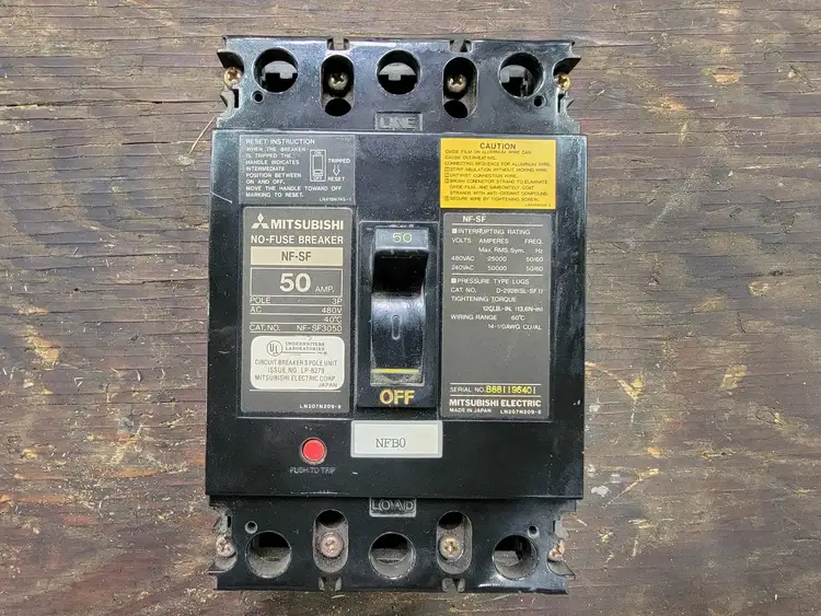 Used MITSUBISHI NF-SF3050 Switchgears British Columbia CA | Lenmark #243418