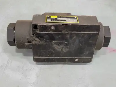 USED PARKER FILTRATION D1VHW4CNYCF4 75