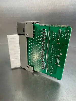 Allen Bradley 1746-IA16, Series C, SLC 500 Input Module (7.4.4)