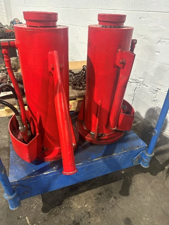 PORTABLE HYD. CYLINDERS - SET