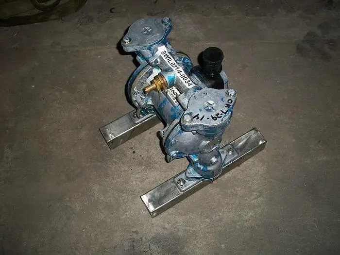 Used WARREN RUPP SANDPIPER EB1-SM, TN-3-A Diaphragm Pumps North Carolina US | DH Griffin Used Equipment #1383439