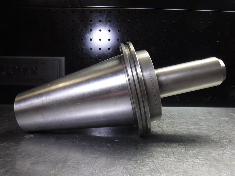 Used DAVIS TOOLS INC. _UNKNOWN_ CAT Holders Michigan US | Superior Machine & Tool Inc #212627
