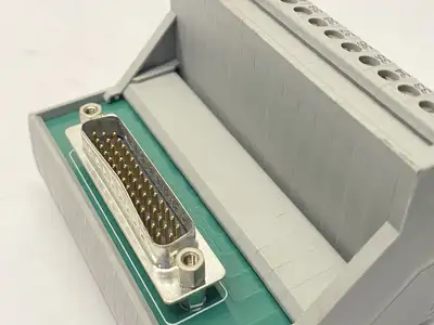 USED PHOENIX CONTACT TERMINAL BOARD MODULE 2322388