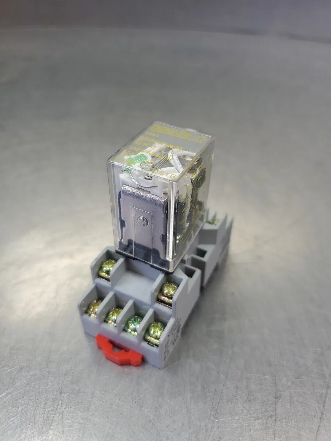 SQUARE D 8501RS4M1P14V20 GP RELAY, w/8501NR45 Base. 4C-43