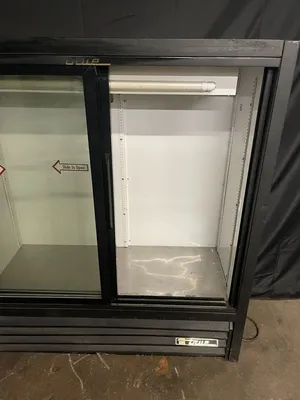 174-0082 True GDM-41SL-54 2 Glass Door Self Contained Cooler