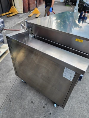 NEW Electrolux Professional 587028 45 gal.Tilting Electric Pressure Braising Pan