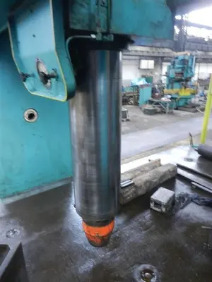 USED LVD 400 TON