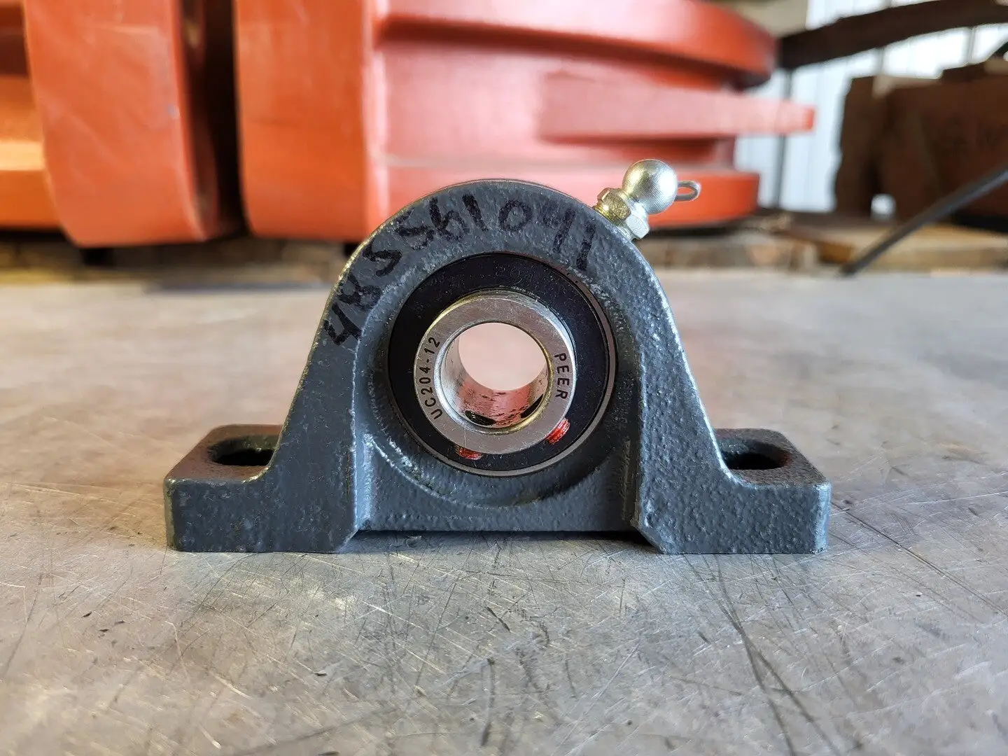 USED PEER UCP204-12