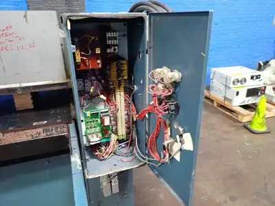 SAMCO 75 Used Hydraulic Presses | PlastiMach Corp (6)