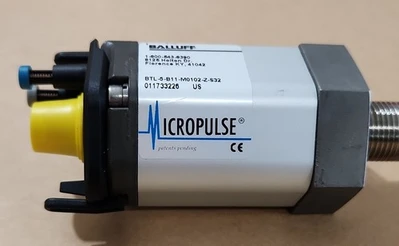NEW Balluff BTL-5-B11-M0102-Z-S32