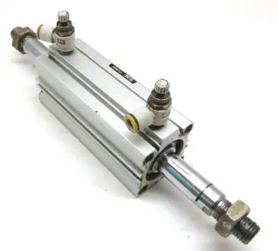 USED SMC CDQ2WB32-75DM