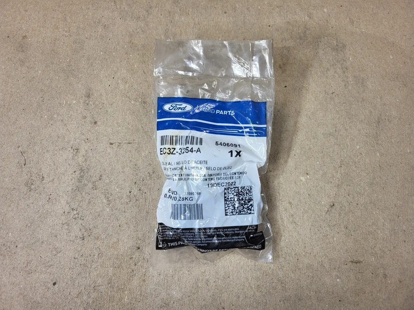 NEW FORD EC3Z-3254-A
