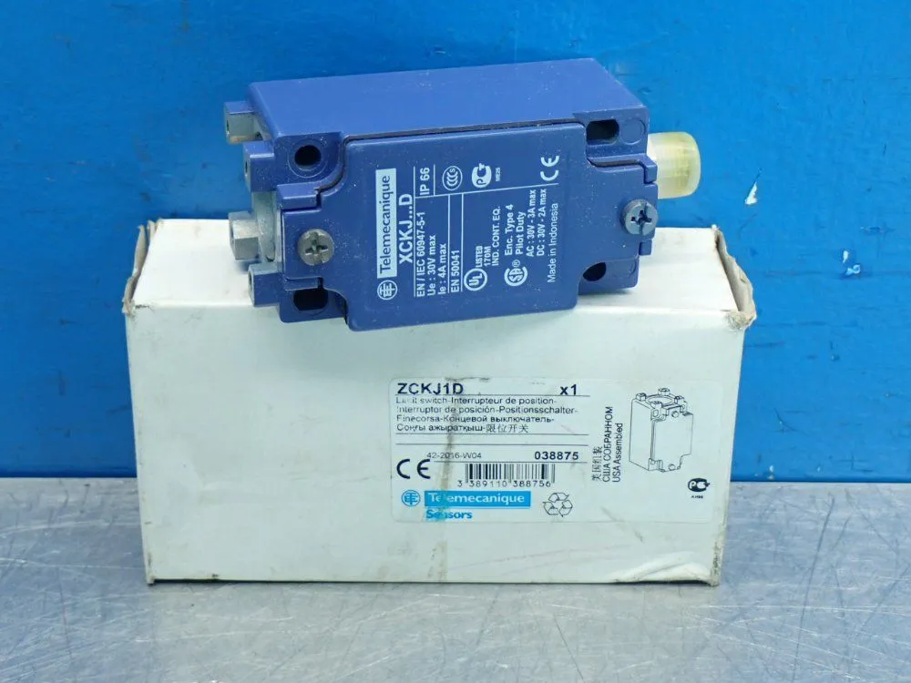 New | in-Stock TELEMECANIQUE ZCKJ1D Relays & Switches Ohio US | HGR 24 #914432
