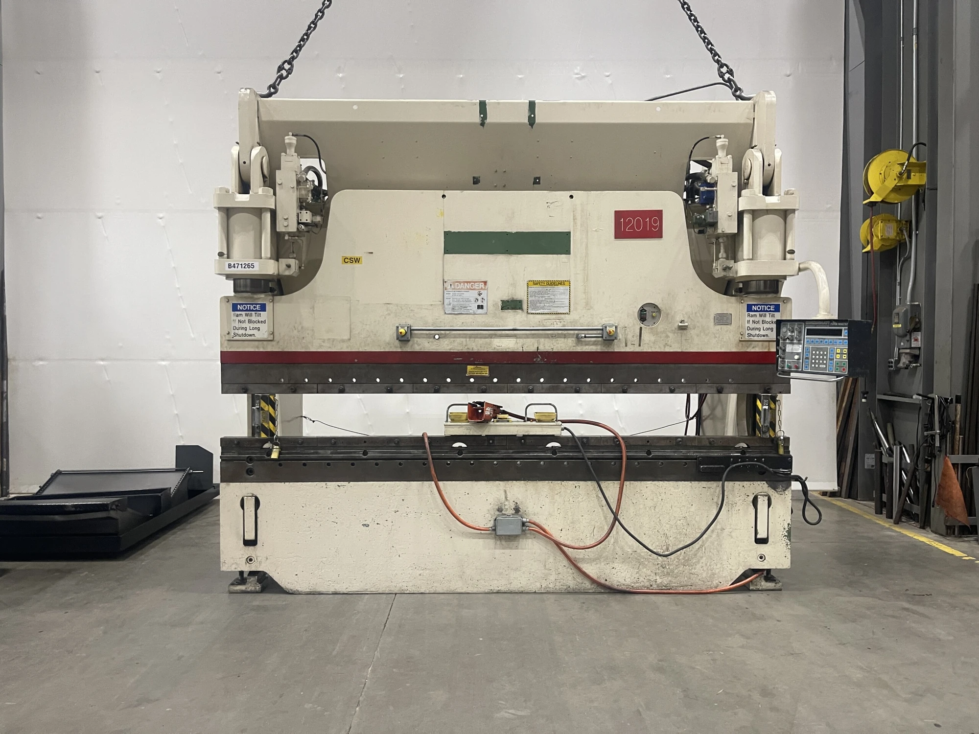 USED CINCINNATI 230FMX10