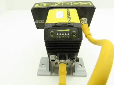 Cognex DM475X-M DataMan Fixed Mount Barcode Reader W/119-10101R High Power Light
