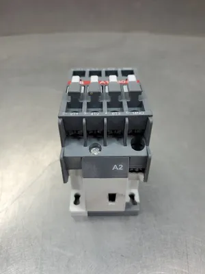 ABB A12-30-10 Contactor, 1000V Coil, 28A, 10HP. 4D-03