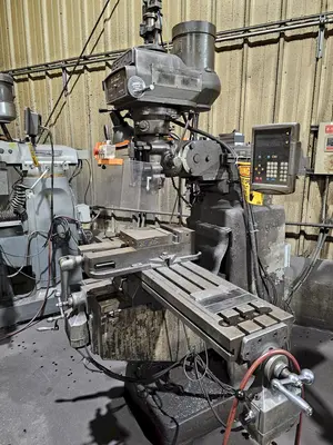 SEIKI XL VARIABLE SPEED VERTICAL KNEE MILL: YOBRO #23840