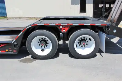New | in-Stock 2026 PITTS LB35-22DC Lowboy Trailers Tennessee US | LMI Tennessee LLC #1505026