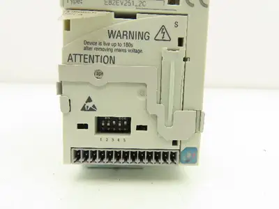 Lenze E82EV251_2C AC Drive Frequency Inverter VFD .25kW/.34Hp 230V 3PH