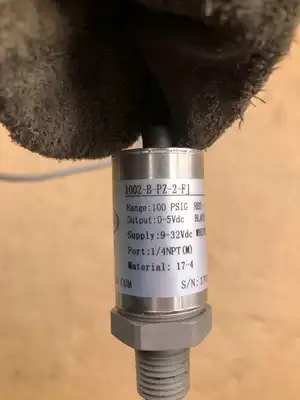 1002-B-PZ-2-FJ Pressure Transmitter 0-5VDC 9-32VDC 100PSIG 1/4″ NPT 38″ L