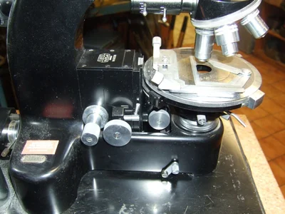 Leitz Wetzlar Microscope