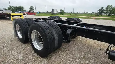 Used 2012 FREIGHTLINER CORONADO 122 SD Cab Chassis trucks Texas US | Roll Off Truck World #1491756