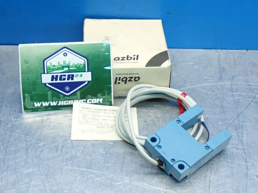 NEW AZBIL FE8VTA6903