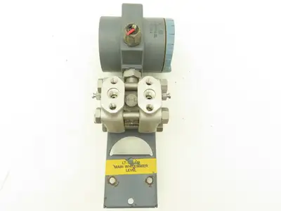 Foxboro 823DP-D3S1NHO Pressure Transmitter 12.5-42VDC 1500PSI W/Bracket No Cap