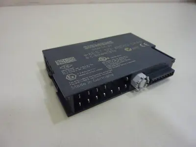 NEW SIEMENS 6ES7 132-4BD02-0AA0