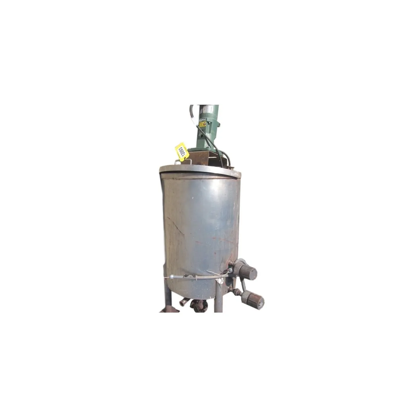 USED STAINLESS STEEL LIQUID HOLDING TANK WITH AGITATOR - 70 GALLON CAPACITY