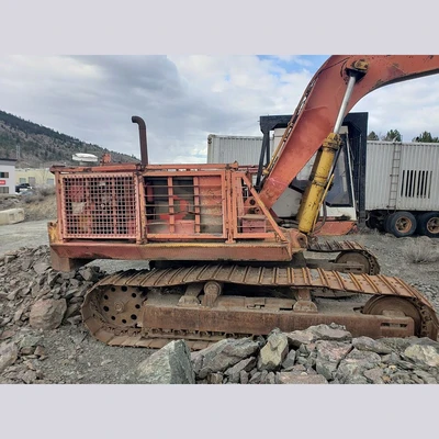 Caterpillar 235 Excavator