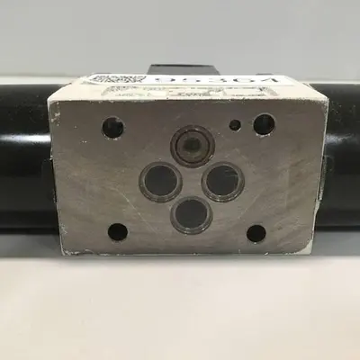USED TOKIMEC DG4VS-3-0C-M-P7-H-7-P12-52