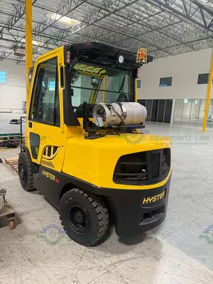 USED HYSTER H90FT FORKLIFT 9000 LBS CAPACITY 3 STAGE MAST W/ HEATING AND AC MFG 21