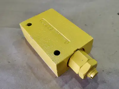 NEW KOMATSU 23B-60-74680