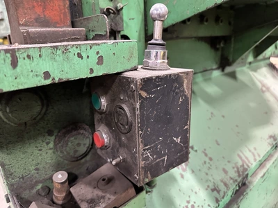 USED 1998 PIRANHA P3-50