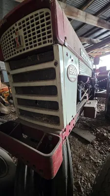 FARMALL 560 Tractor | Iron Listing (44)