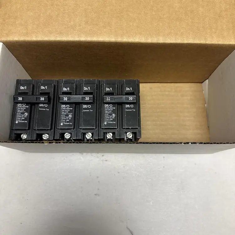 Used CUTLER-HAMMER BR230 Circuit Breakers | Surplus Asset Holdings #1188961