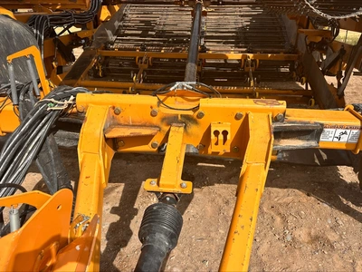Used _UNKNOWN_ _UNKNOWN_ Self-propelled Harvesters Idaho US | Tri-Steel Manufacturing #1557207